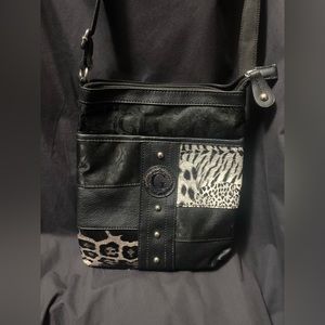 Guess Black Signature Style Crossbody Purse